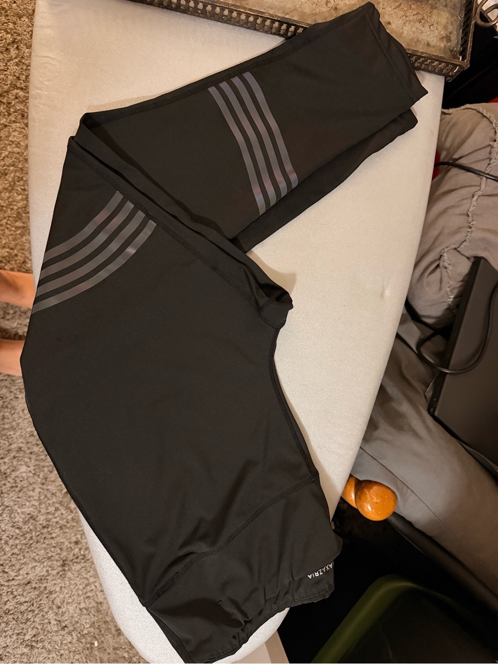 BCBGMaxAzria Black Performance Leggings with Branded Waistband